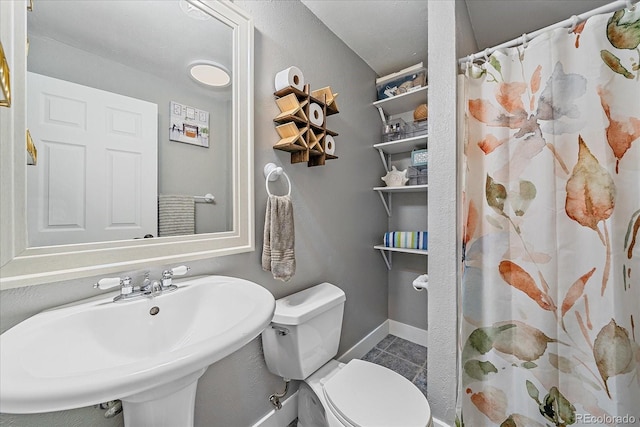 6085 S Parfet St, Littleton, CO 80127 - full bathroom with a shower with curtain and tile patterned flooring