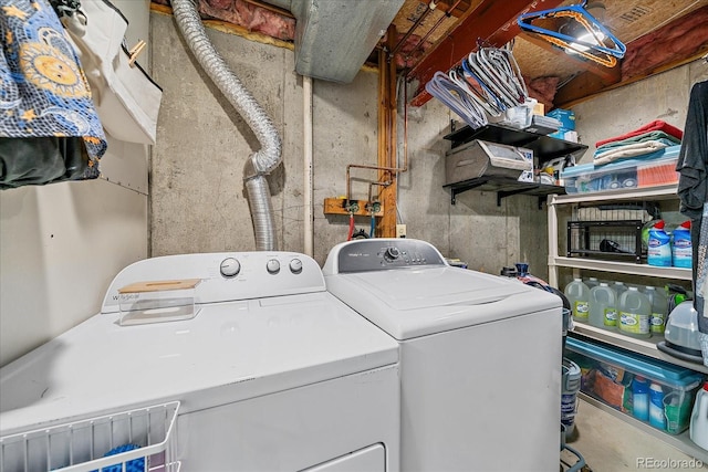 6085 S Parfet St, Littleton, CO 80127 - laundry area with washing machine and clothes dryer