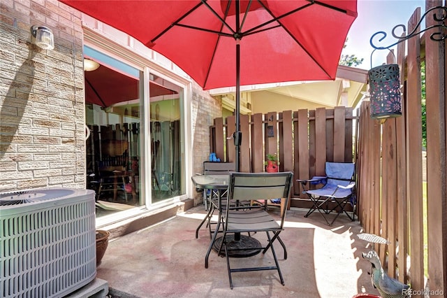 4856 E Hinsdale Pl, Centennial, CO 80122 - view of patio featuring outdoor dining area
