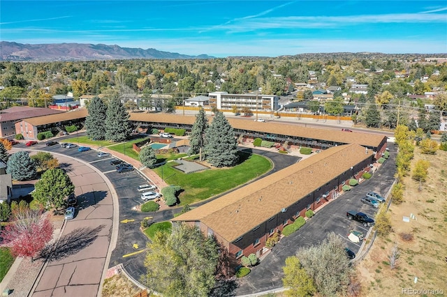 bird's eye view featuring a mountain view