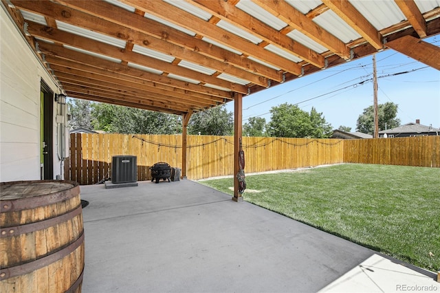 112 S Hooker St, Denver, CO 80219 - fenced backyard with a patio