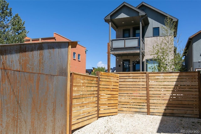 467 E Arkansas St, Buena Vista, CO 81211 - rear view of property with a balcony