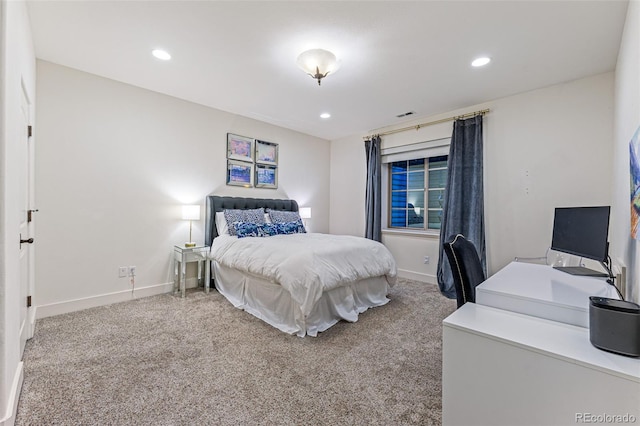 view of carpeted bedroom