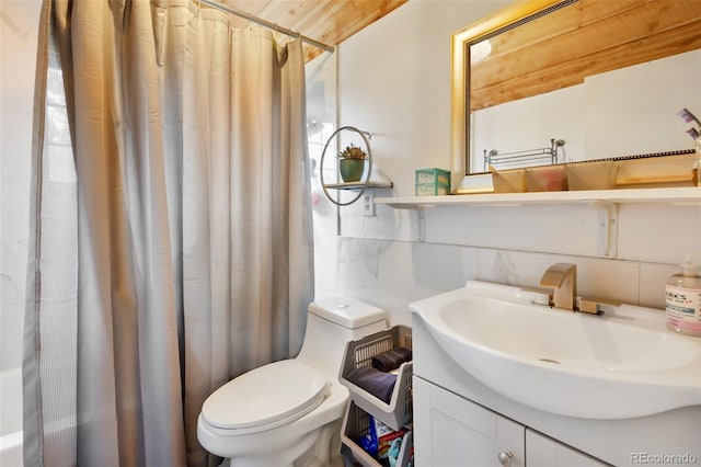 413 W Lake Dr, Divide, CO 80814 - full bathroom featuring tile walls, vanity, and shower / bath combination with curtain