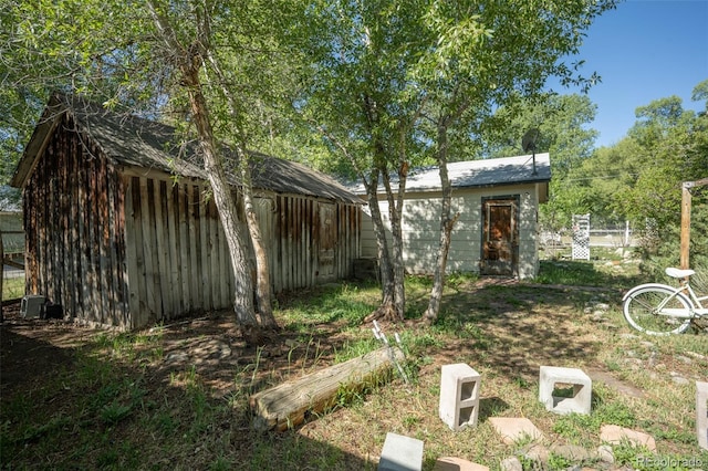 319 W Arkansas St, Buena Vista, CO 81211 - view of yard with an outbuilding