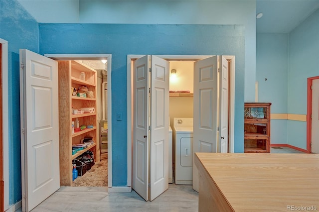 319 W Arkansas St, Buena Vista, CO 81211 - bedroom featuring washer / clothes dryer and ensuite bath