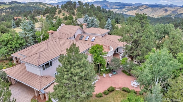 bird's eye view featuring a mountain view