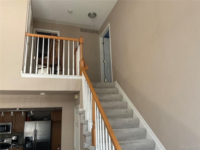 21300 E 42nd Ave, Denver, CO 80249 - view of staircase