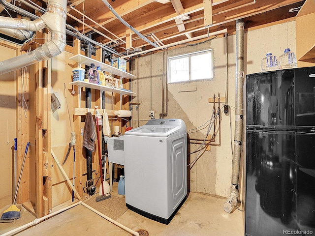 5225 Beech St, Arvada, CO 80002 - laundry room with washer / dryer