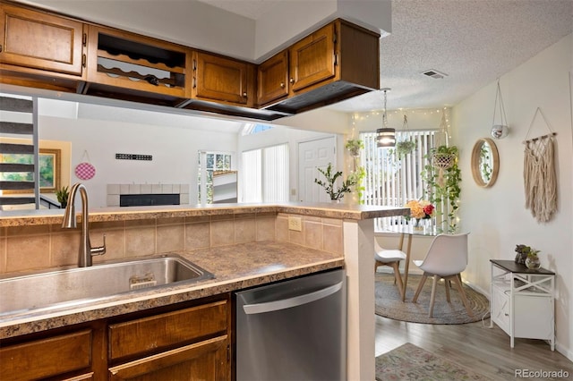838 S Vance St Unit E, Lakewood, CO 80226 - photo 13