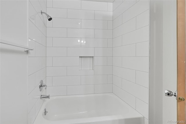 1304 De Reamer Cir, Colorado Springs, CO 80915 - full bathroom featuring  shower combination