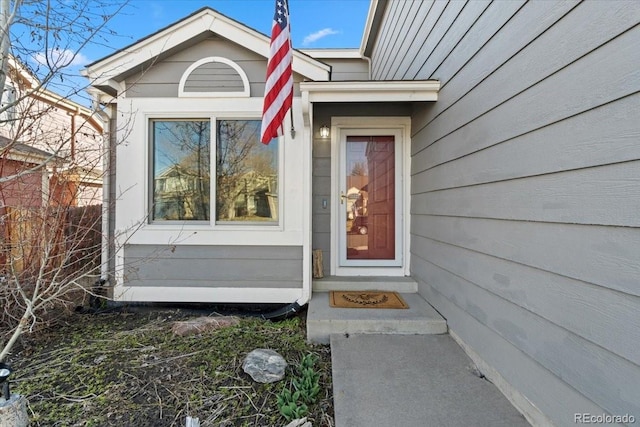 entrance to property with fence