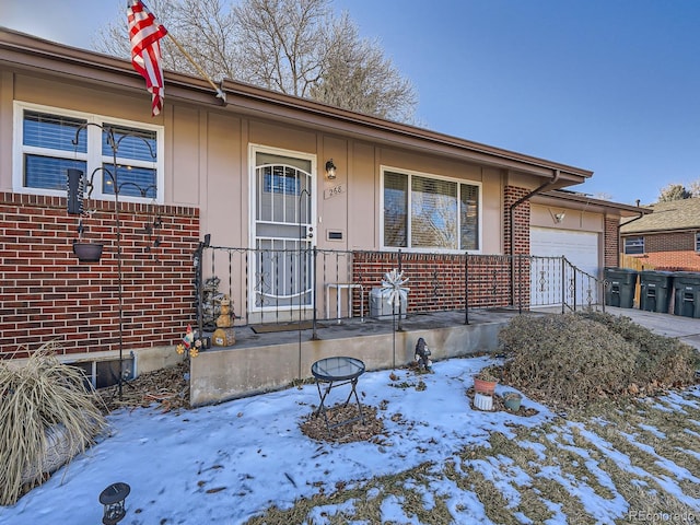 view of front of property with a porch