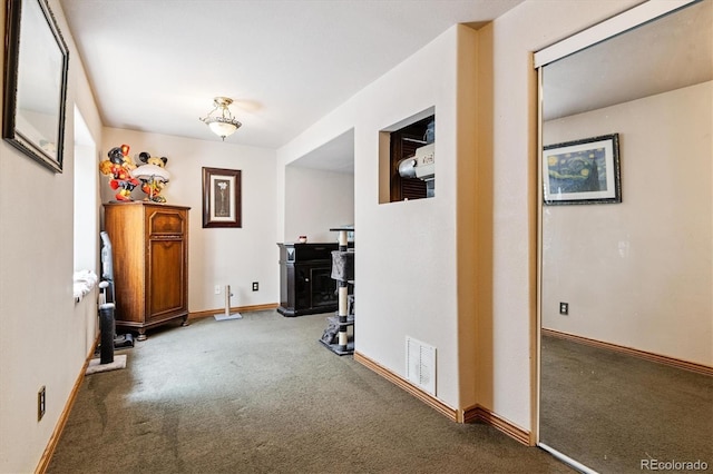2780 S Cathay Ct, Aurora, CO 80013 - hall featuring carpet and baseboards