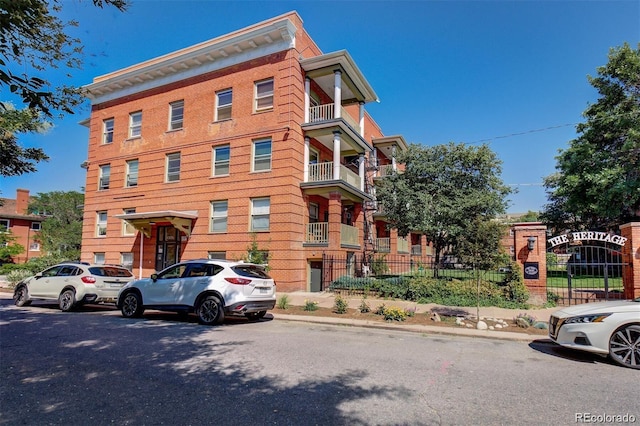 1376 N Pearl St Unit B1, Denver, CO 80203 - view of building exterior featuring fence