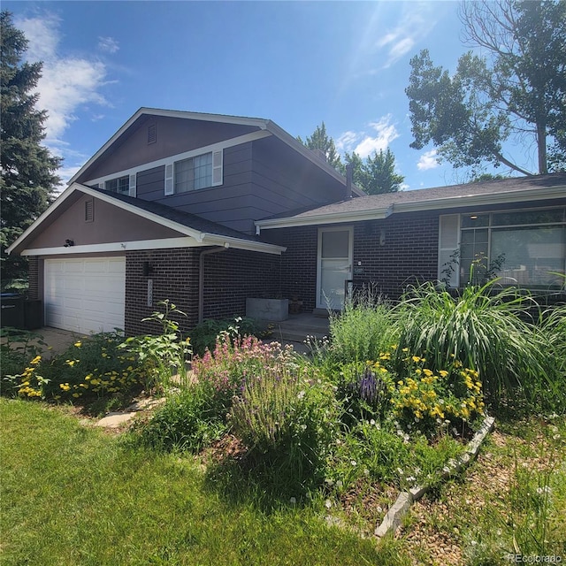 8229 Estes Ct, Arvada, CO 80005 - split level home featuring brick siding