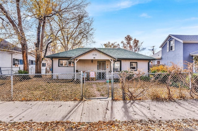 view of front of house featuring covered porch