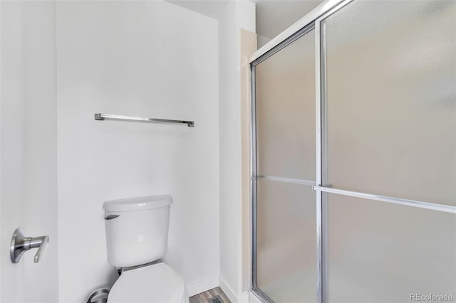 7707 S Curtice Way Unit D, Littleton, CO 80120 - full bathroom with tiled shower and toilet