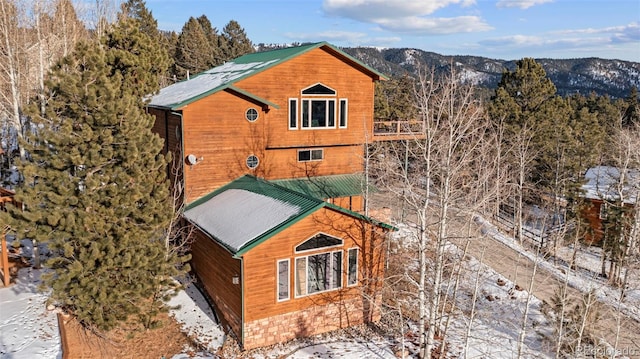 exterior space with a mountain view