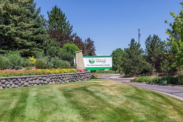16498 E Lake Dr, Centennial, CO 80016 - community sign with a lawn