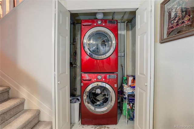 7840 S Windermere Cir, Littleton, CO 80120 - laundry room featuring stacked washer and clothes dryer