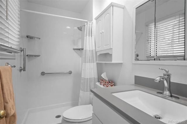 649 Cottonwood Dr, Evergreen, CO 80439 - full bathroom featuring vanity and a shower with curtain