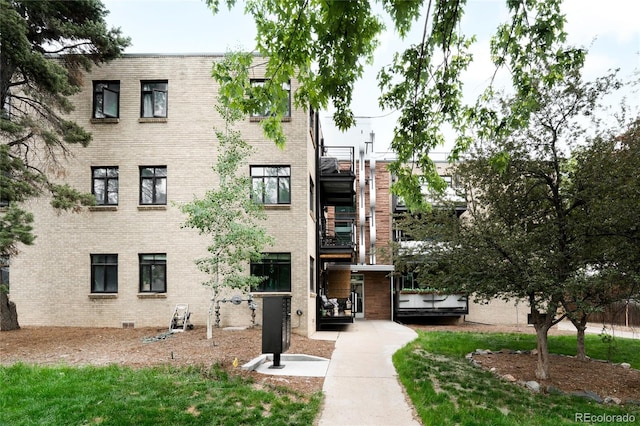 636 N Washington St Unit 301, Denver, CO 80203 - view of building exterior