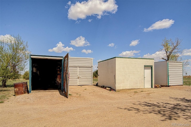 view of outdoor structure