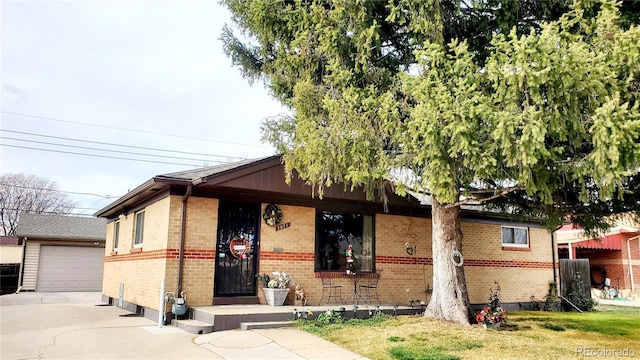 view of front facade with a porch and a garage