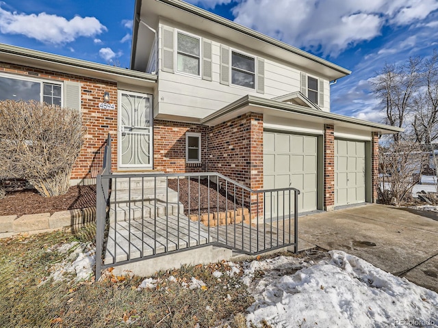 view of front of home featuring a garage