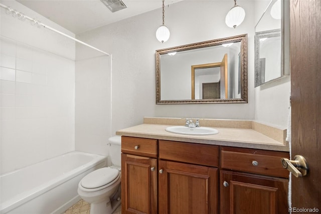 2742 S Xanadu Way, Aurora, CO 80014 - bathroom featuring vanity, toilet, and shower / bath combination