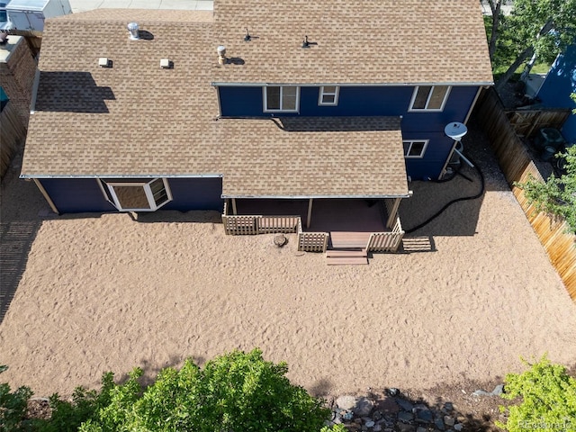 aerial view of property and surrounding area
