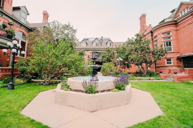 1165 N Pennsylvania St Unit 3B, Denver, CO 80203 - view of property's community featuring a lawn