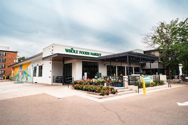 1165 N Pennsylvania St Unit 3B, Denver, CO 80203 - view of building exterior