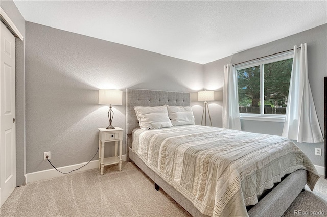5402 S Queen Way, Littleton, CO 80127 - bedroom with light carpet and baseboards