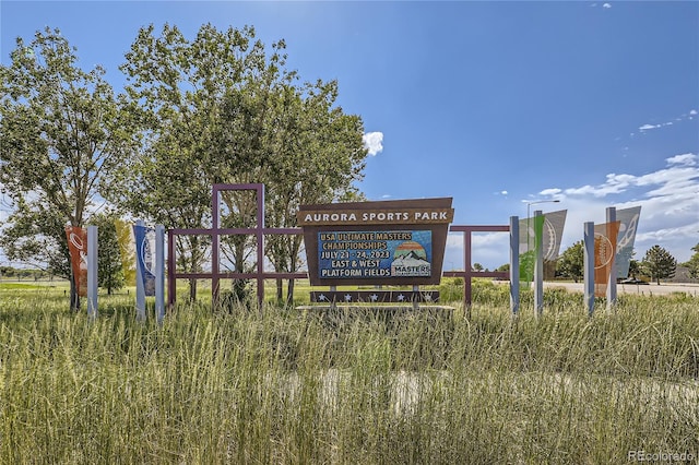 2012 S Haleyville Way, Aurora, CO 80018