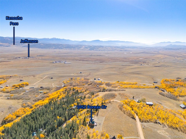 bird's eye view featuring a mountain view