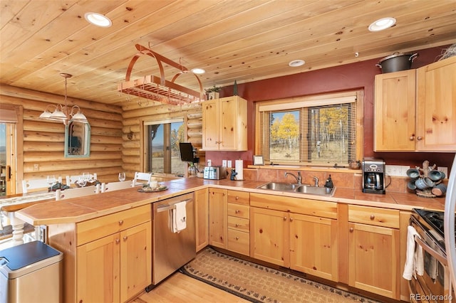 kitchen with sink, appliances with stainless steel finishes, light brown cabinetry, decorative light fixtures, and wooden ceiling