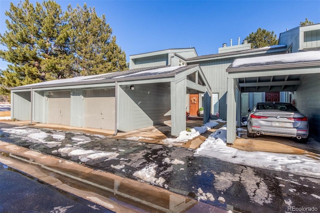 view of mid-century modern home