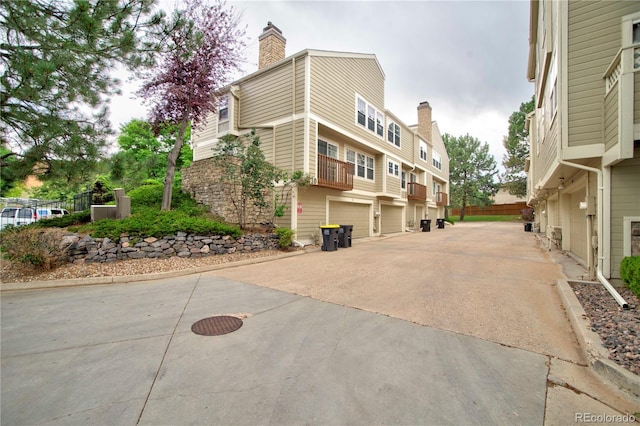 210 W Jamison Cir Unit 41, Littleton, CO 80120 - view of concrete driveway