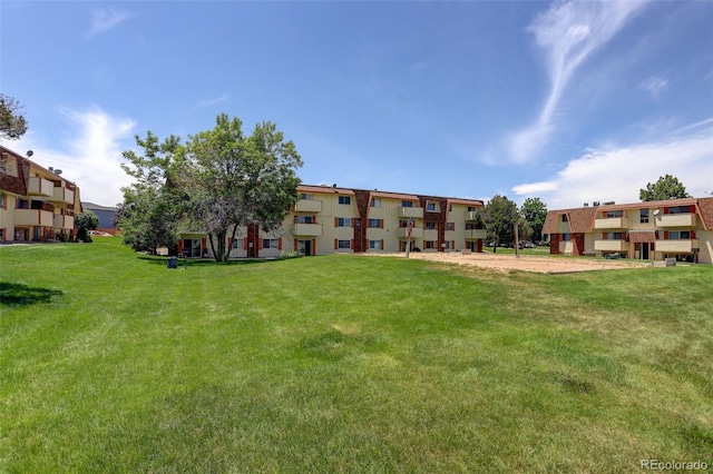10211 Ura Ln Unit 208, Thornton, CO 80260 - view of home's community featuring a yard