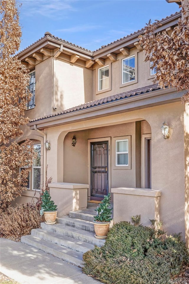 view of front of home featuring covered porch