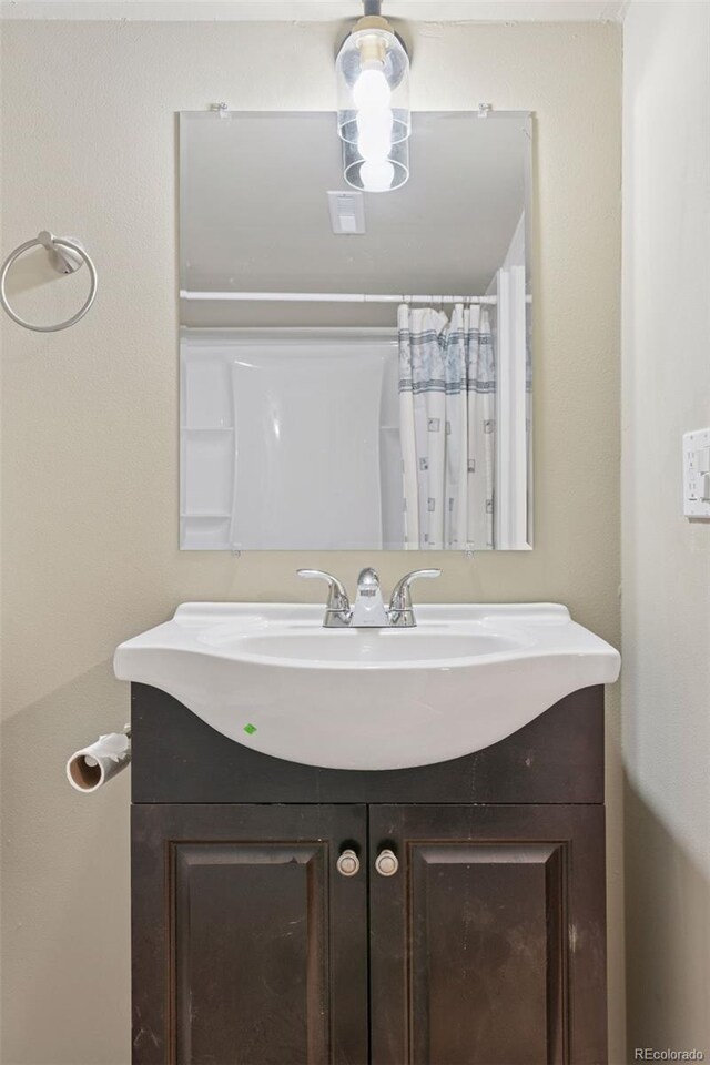 448 K Ave, Limon, CO 80828 - bathroom with vanity
