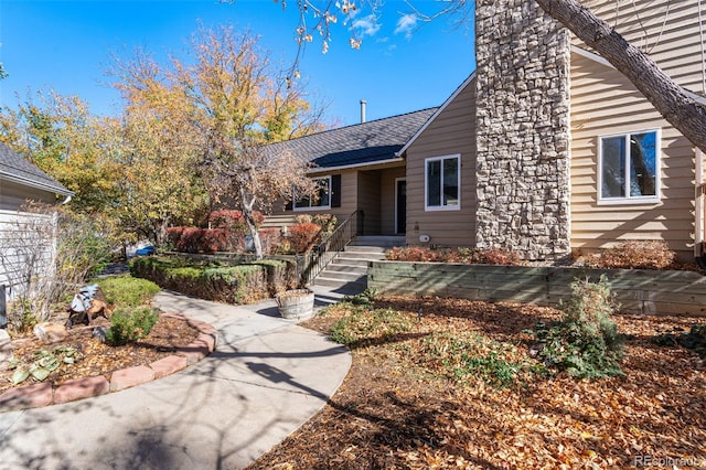 view of front of property