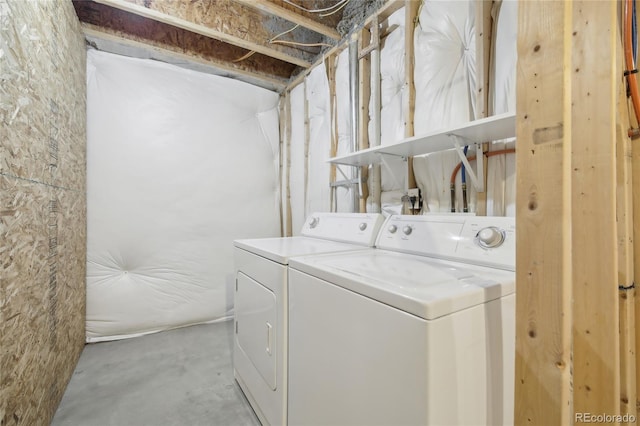 laundry area with washing machine and dryer