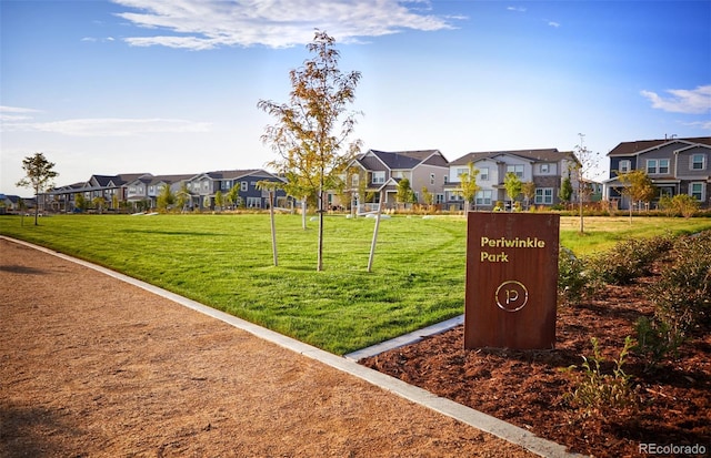 21176 E 62nd Dr, Aurora, CO 80019 - view of home's community featuring a residential view and a lawn