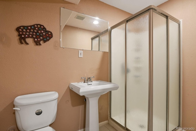 19653 E Ida Dr, Aurora, CO 80015 - full bathroom featuring toilet and a shower stall