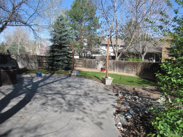 12381 E Vassar Dr, Aurora, CO 80014 - view of patio / terrace