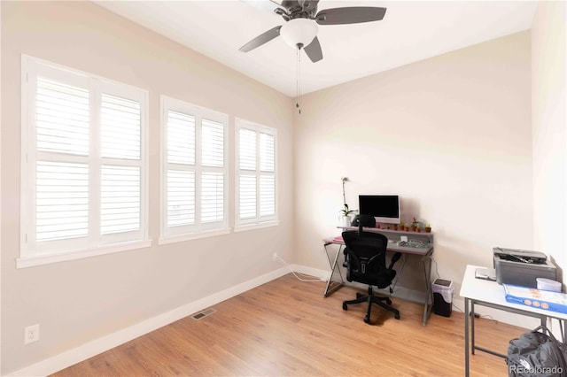 4555 Tanner Peak Trl, Brighton, CO 80601 - photo 4