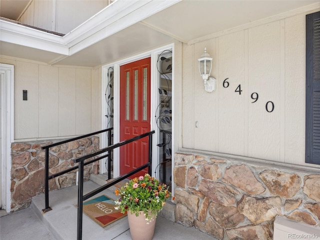 6490 S Pontiac Ct, Centennial, CO 80111 - entrance to property featuring stone siding